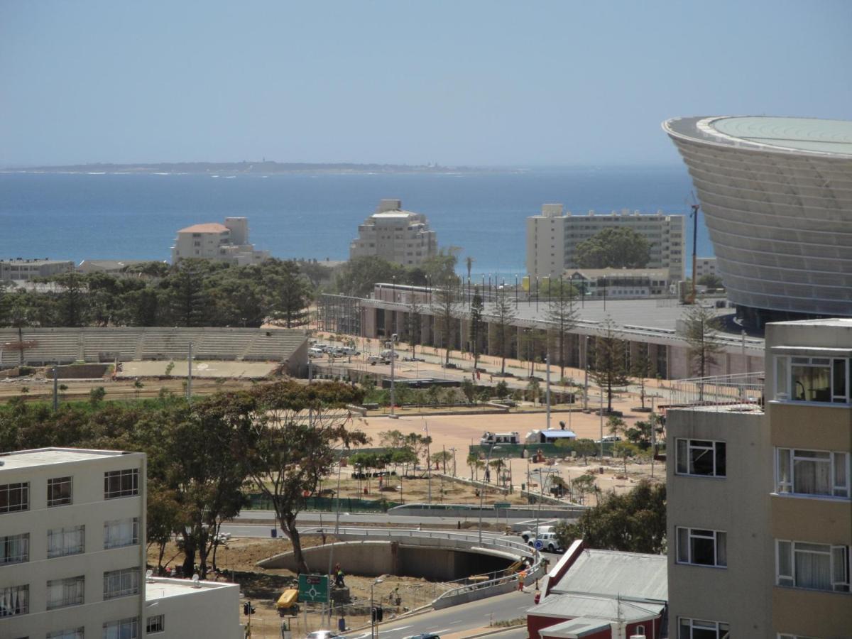 With A View 504 Green Park Le Cap