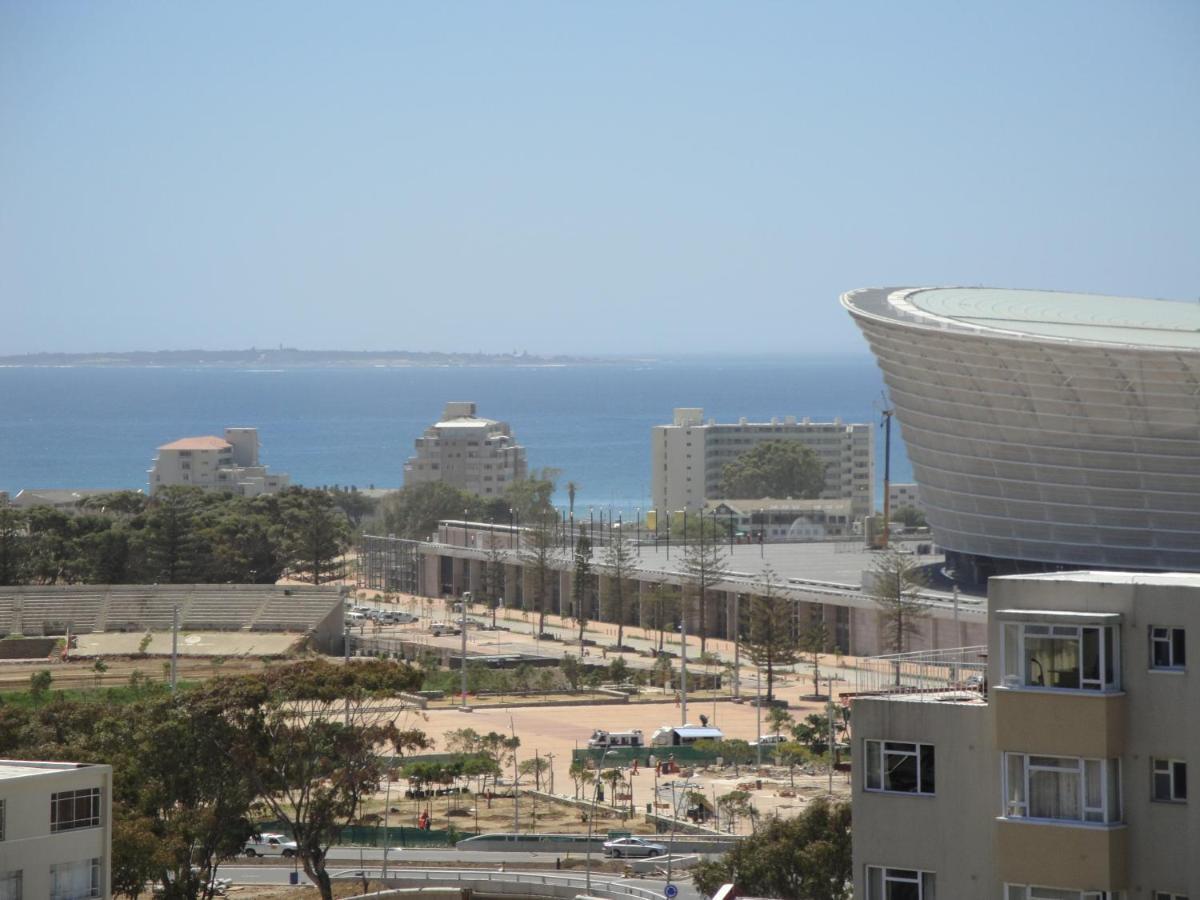 With A View 504 Green Park * Cape Town